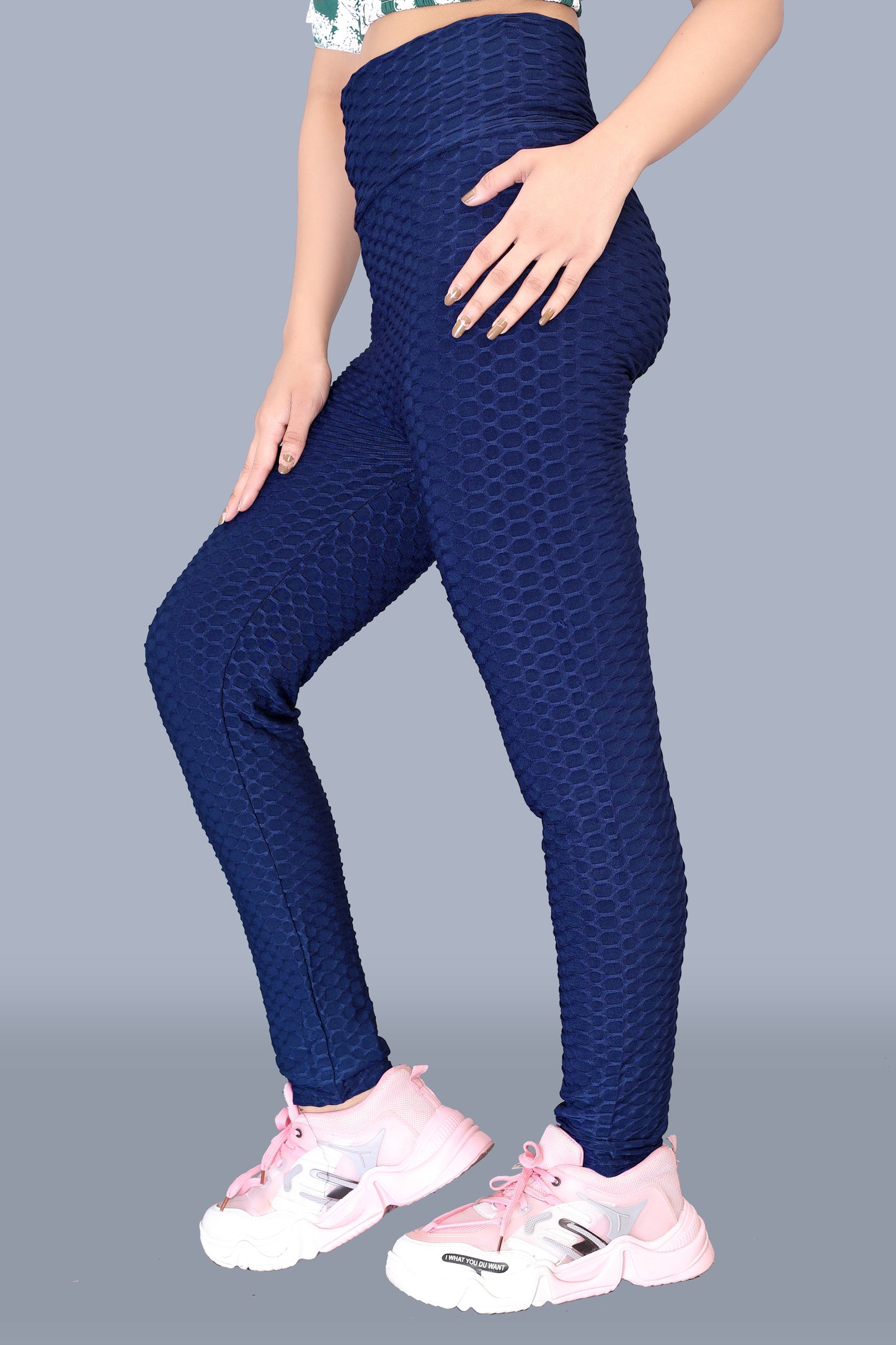 Women Leggings with Clique Pattern